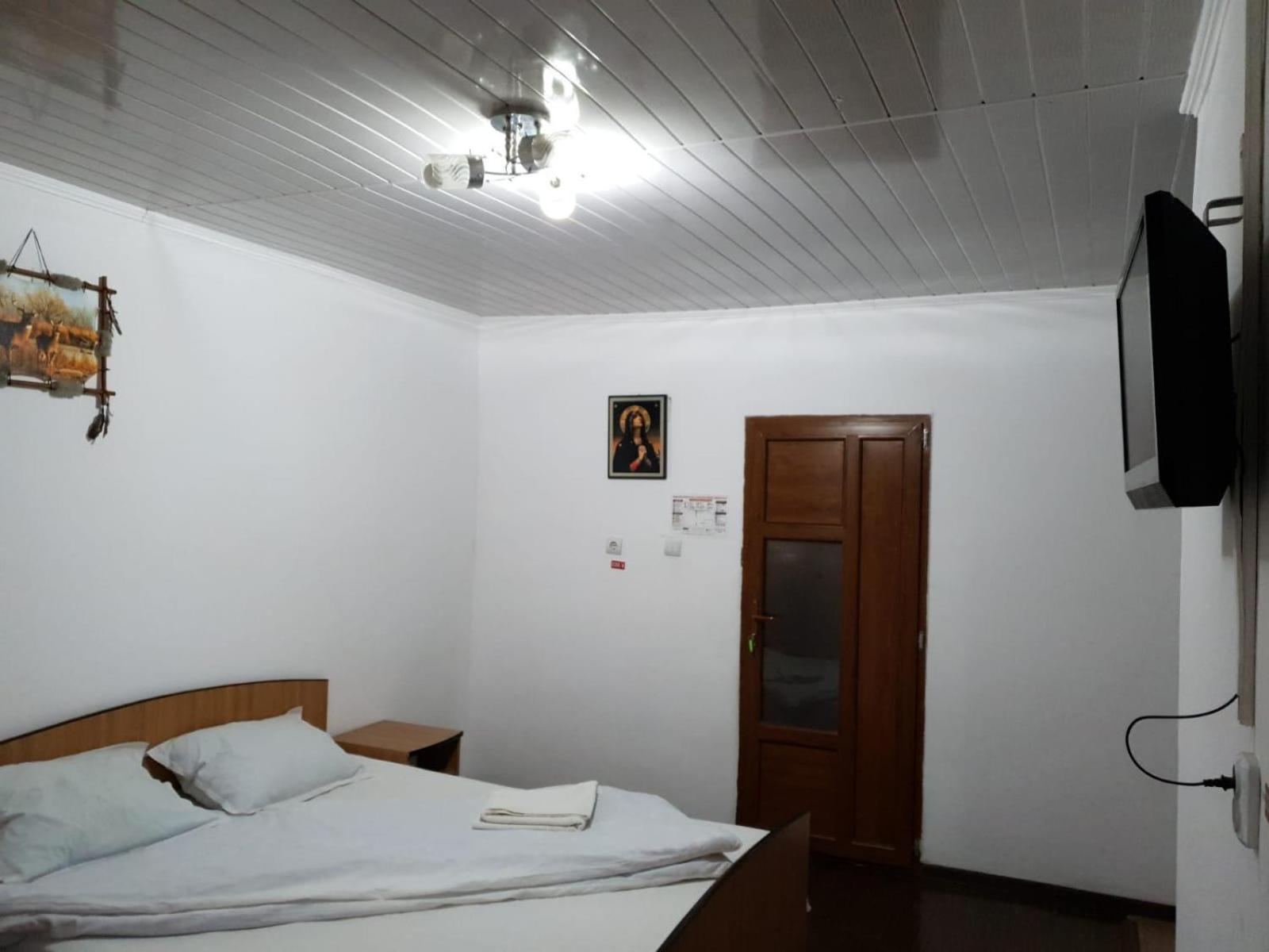 Pensiunea Lucica Sacelu Zimmer foto